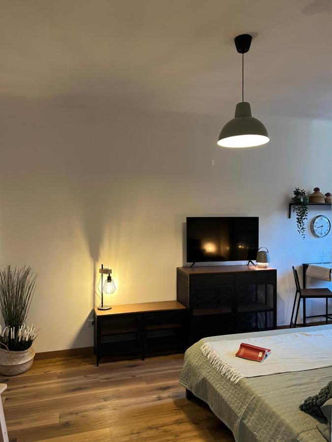 Stylish 3 Km Away From Duomo - Netflix, Wi-fi, All Comforts Included Apartamento Milán